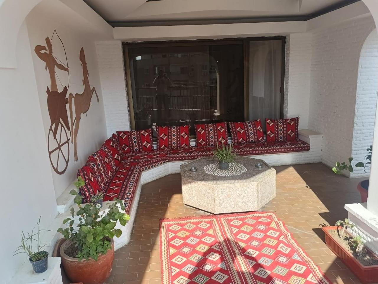 Pyramids Nights Hostel Kafret el-Gabal Buitenkant foto